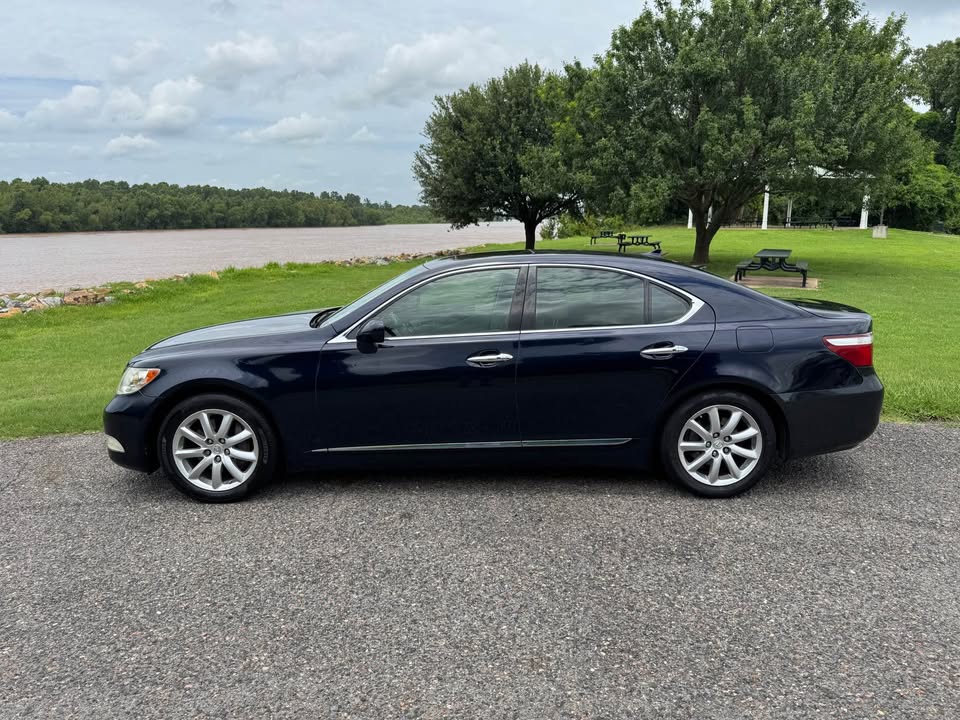 2007 Lexus LS